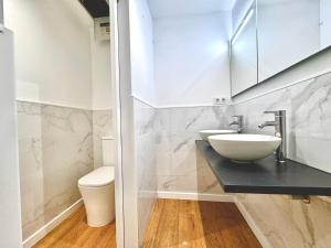 Albergue Turistico En Armenteira A Fragua do Ferreiro的一间浴室