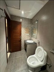 Ένα μπάνιο στο Luxor Apartments & Suites - Indigo