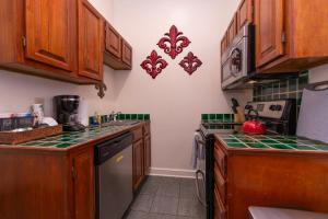 Afbeelding uit fotogalerij van Grenoble House in New Orleans
