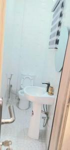 Ένα μπάνιο στο Raruis Home in LBS Lekki