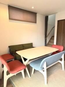 Fotografie z fotogalerie ubytování オルちゅーばーハウス#6畳1部屋提供#ホスト住居型民泊#内鍵ありOruchuba house v destinaci Fukui