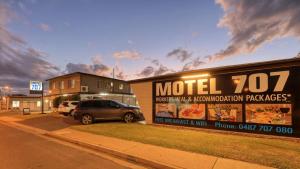 Certifikát, hodnocení, plakát nebo jiný dokument vystavený v ubytování Motel 707