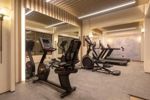 Фитнес-центр и/или тренажеры в voco Sanya Dadonghai by IHG +160 фотографий