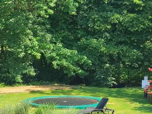 Giardino di Holiday Home in Theux near Spa Town