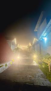 Gambar di galeri bagi Sambas Cottages di Lumajang