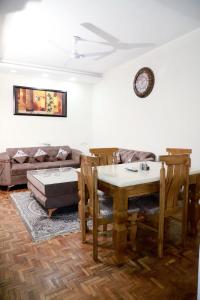 Χώρος καθιστικού στο Divine India Service Apartment 3Bhk 1B Saket