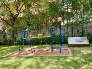 Ο χώρος παιχνιδιού για παιδιά στο Lovely 3bhk near Gachibowli