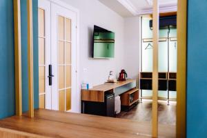 Kuchyň nebo kuchyňský kout v ubytování NS Luxury Suites