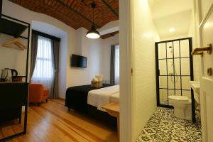 Postel nebo postele na pokoji v ubytování Istanbul Taksim Istiklal Street KAMIL Hotel - Historical