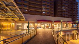 Budova, kde se kapslový hotel nachází