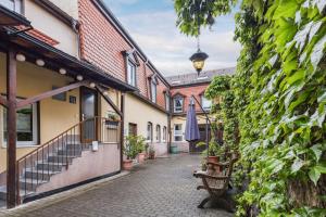 Budova, kde se hotel nachází