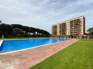 Bazén v ubytování Apartamento privado. Calella nebo v jeho okolí