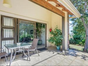 Κήπος έξω από το Jacobs Well Guest House