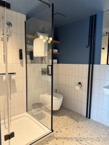 HOP Apartments & Suites的一间浴室
