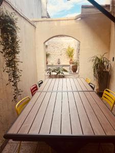 Photo de la galerie de l'établissement La maison du Bougainvillier 10 personnes, à Dions