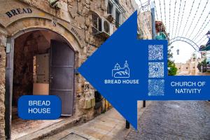 伯利恒BREAD HOUSE的面包房前的一颗蓝色星星