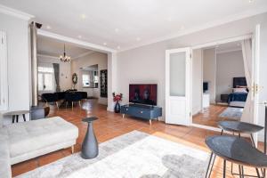 Χώρος καθιστικού στο Elegant Lakeview Villa in the heart of Franschhoek