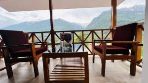 Splošen pogled na gorovje oz. razgled na gore, ki ga ponuja hotel