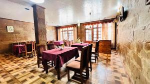 Restavracija oz. druge možnosti za prehrano v nastanitvi Sita Hotel & Cottage, Manali - A Boutique Wellness Hotel