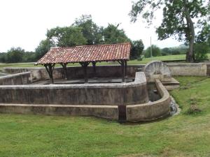 Fotografie z fotogalerie ubytování Maison typique à coté d'une église du XIIeme v destinaci Ribérac + 5 fotografií