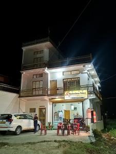 Fotografie z fotogalerie ubytování Shri rudreshwar palace v destinaci Barkot