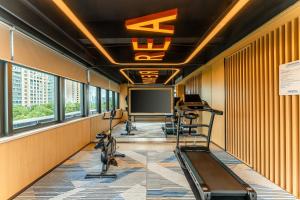 Fitness centrum a/nebo fitness zařízení v ubytování Holiday Inn Express Kunshan Yushan by IHG