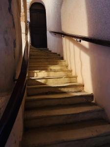 Afbeelding uit fotogalerij van L Adresse Carnot - HYPERCENTRE - GARE - PARKING - HISTORIQUE in Mâcon +26 foto's