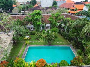 Bazén v ubytování Alita Hotel Sanur nebo v jeho okolí
