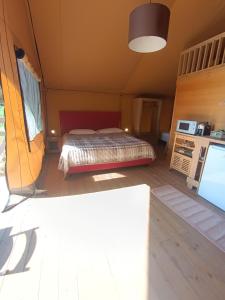 Kuchyň nebo kuchyňský kout v ubytování Glamping Podere Poggiagrilli