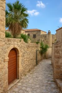 Fotografie z fotogalerie ubytování Menexes Suites Monemvasia v destinaci Monemvasia