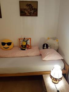 Voodi või voodid majutusasutuse BnB - Älplersuit , eine Aus -Zeit im Berghüsli toas
