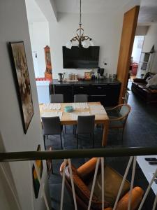 TV a/nebo společenská místnost v ubytování Spói Guesthouse