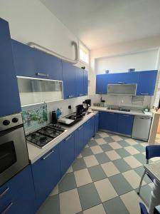 Η κουζίνα ή μικρή κουζίνα στο 1923 apartment RA centro