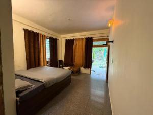 Postel nebo postele na pokoji v ubytování Flipsyde Retreat + 37 fotografií