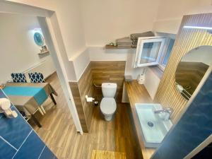 Bagno di Two rooms with bath