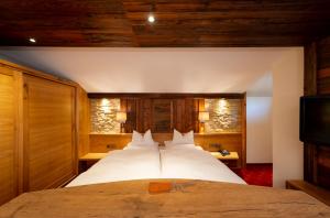 Postel nebo postele na pokoji v ubytování Steinbach-Hotel