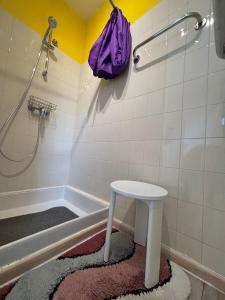 Bilik mandi di StudiosMichel apt 16 balcon thermes 400m à pied