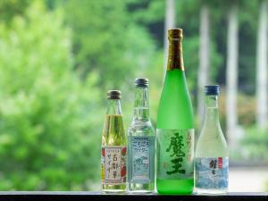 Pijača v nastanitvi 洞川温泉湯宿丸文