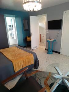 Photo de la galerie de l'établissement T1bis, 100m de la belle plage de Morgat, à Crozon