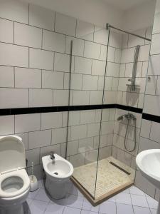 Koupelna v ubytování Aurelis Hotel