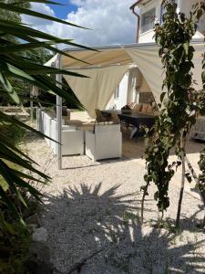 Fotografie z fotogalerie ubytování B&B Villa Méditerranée con parking space v destinaci Trani