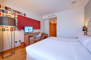 Hotel Vigo Los Galeones Affiliated by Meliá, Vigo – Updated ...