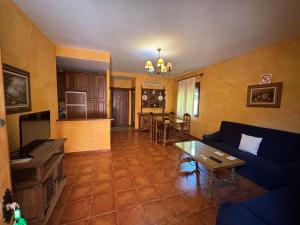 Χώρος καθιστικού στο Apartamentos los Olivos