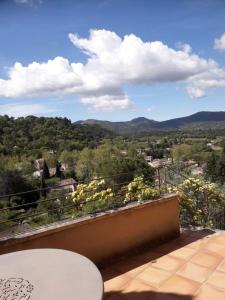 EntrechauxにあるLa maison basseのギャラリーの写真