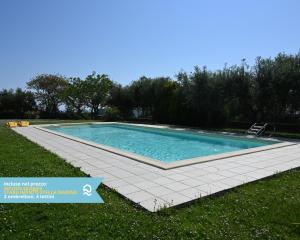 Gambar di galeri bagi VIVA2 - Numana, quadrilocale in villa con piscina di Numana