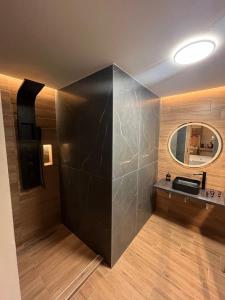 Phòng tắm tại Agora Luxury Apartments Ioannina