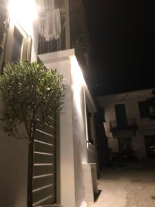 Το κτήριο όπου στεγάζεται  η παραθεριστική κατοικία