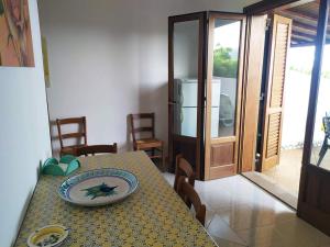 Gallery image of Oasi Eoliana - Appartamento Panarea in Santa Margherita +6 photos