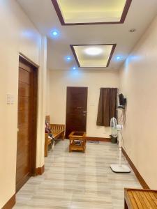 TV a/nebo společenská místnost v ubytování G-Home Stay Palawan