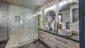 Koupelna v ubytování Toccoa Time + 43 fotografií